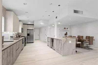 6921 Trouville Esplanade, Miami Beach, FL 33141 - Photo 13