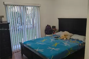 650 NW 86th Pl, Miami, FL 33126 - Photo 9