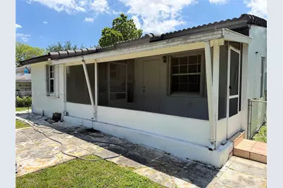 155 Nahkoda Dr, Miami Springs, FL 33166 - Photo 15
