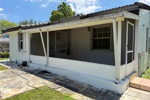 155 Nahkoda Dr, Miami Springs, FL 33166 - Photo 15