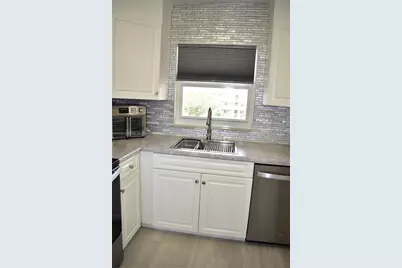 9350 Sunrise Lakes Blvd #307, Sunrise, FL 33322 - Photo 7