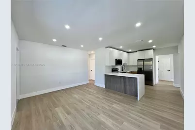 2370 NW 96th St, Miami, FL 33147 - Photo 5