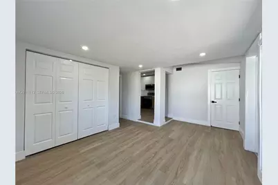 2370 NW 96th St, Miami, FL 33147 - Photo 15
