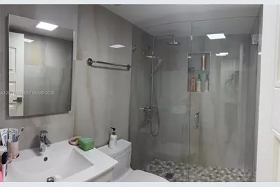 250 SW 174th St #2004, Sunny Isles Beach, FL 33160 - Photo 7