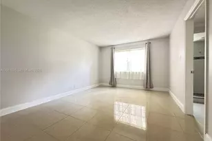 9370 SW 8th St, Boca Raton, FL 33428 - Photo 3