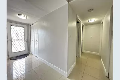 9370 SW 8th St #107, Boca Raton, FL 33428 - Photo 11