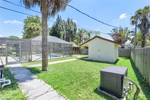 694 Dixie Ln, West Palm Beach, FL 33415 - Photo 5