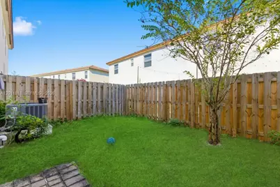 12865 NW 24th Ave, Miami, FL 33167 - Photo 17