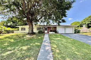 434 NW 20th St, Homestead, FL 33030 - Photo 3
