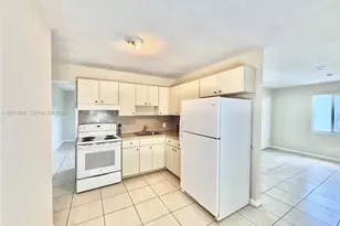 2401 NW 82nd St, Miami, FL 33147 - Photo 5
