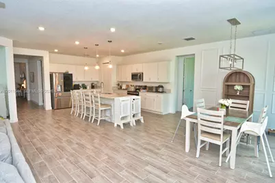 12262 SW Roma Cir, Port Saint Lucie, FL 34987 - Photo 13