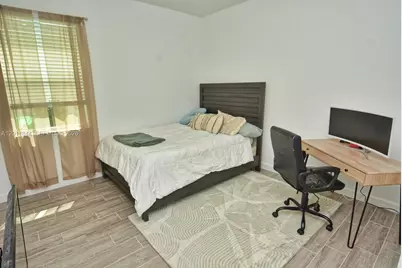 12262 SW Roma Cir, Port Saint Lucie, FL 34987 - Photo 31