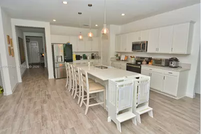 12262 SW Roma Cir, Port Saint Lucie, FL 34987 - Photo 5