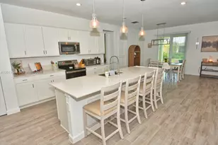 12262 SW Roma Cir, Port Saint Lucie, FL 34987 - Photo 3