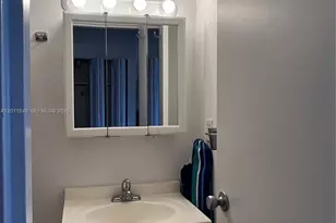 17011 N Bay Rd, Sunny Isles Beach, FL 33160 - Photo 15