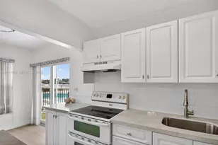 615 S Riverside Dr, Pompano Beach, FL 33062 - Photo 15