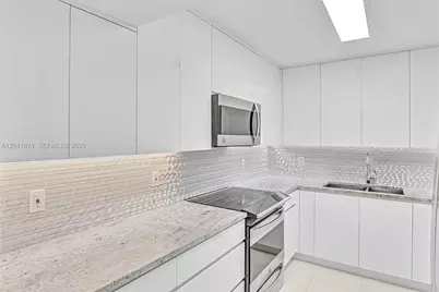 2500 Parkview Dr #1219, Hallandale Beach, FL 33009 - Photo 3