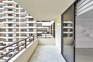 2500 Parkview Dr, Hallandale Beach, FL 33009 - Photo 15