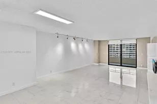 2500 Parkview Dr, Hallandale Beach, FL 33009 - Photo 11