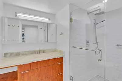 2500 Parkview Dr #1219, Hallandale Beach, FL 33009 - Photo 19