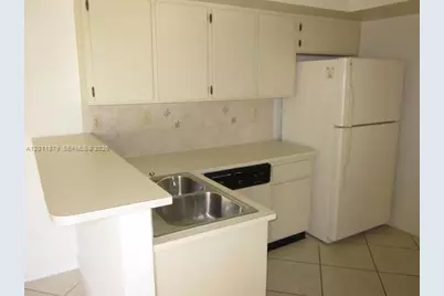 8853 SW 112 Pl, Miami, FL 33176 - Photo 3
