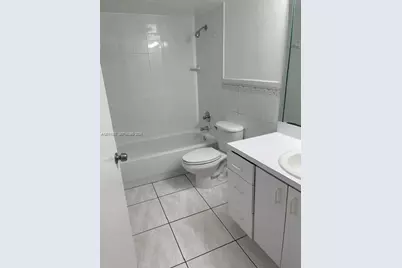 8201 NW 8th St #1-414, Miami, FL 33126 - Photo 9
