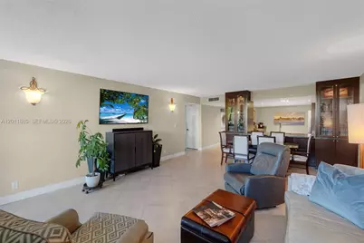 2900 NE 14th St Cswy #402, Pompano Beach, FL 33062 - Photo 9