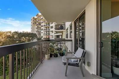 2900 NE 14th St Cswy #402, Pompano Beach, FL 33062 - Photo 23