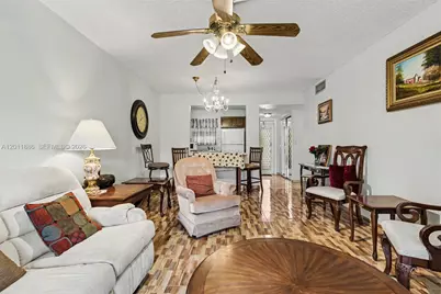 2831 E Sunrise Lakes Dr #105, Sunrise, FL 33322 - Photo 15