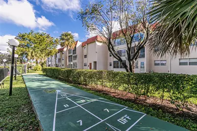 2831 E Sunrise Lakes Dr #105, Sunrise, FL 33322 - Photo 21