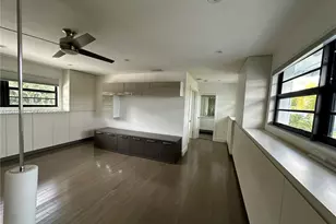 9871 NW 52nd Ln, Doral, FL 33178 - Photo 7