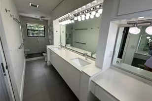 9871 NW 52nd Ln, Doral, FL 33178 - Photo 11