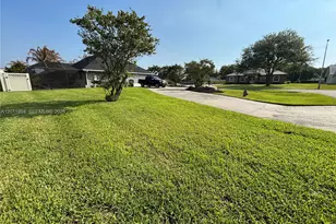 933 Sawgrass St, Clewiston, FL 33440 - Photo 43