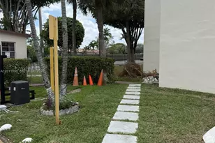 9411 SW 4th St, Miami, FL 33174 - Photo 17