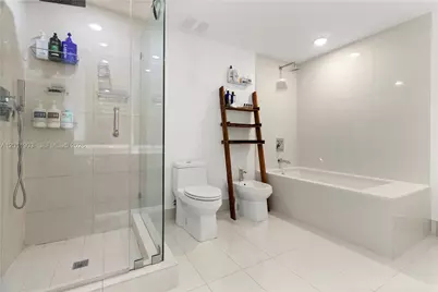 1300 S Miami Ave #2001, Miami, FL 33130 - Photo 17