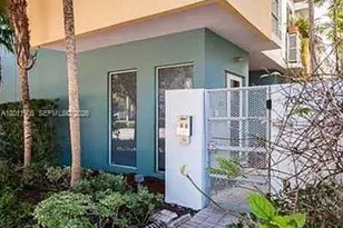 208 Washington Ave, Miami Beach, FL 33139 - Photo 13