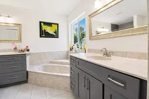 18083 SW 13th St, Pembroke Pines, FL 33029 - Photo 15