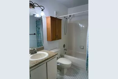 667 Woodgate Ln #B, Sunrise, FL 33326 - Photo 15