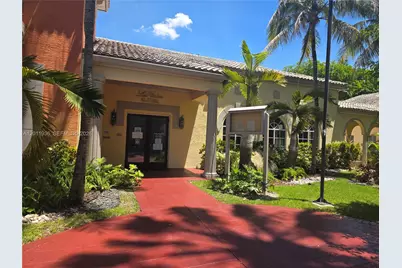 8180 Geneva Ct #322, Doral, FL 33166 - Photo 29