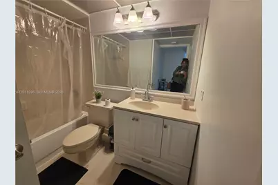 8180 Geneva Ct #322, Doral, FL 33166 - Photo 15