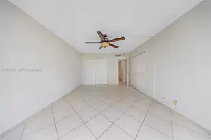600 Three Islands Boulevard, Hallandale Beach, FL 33009 - Photo 25
