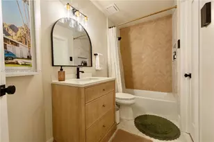 10461 SW 121st St, Miami, FL 33176 - Photo 39