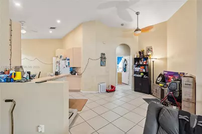 3788 NE 11th St, Homestead, FL 33033 - Photo 9