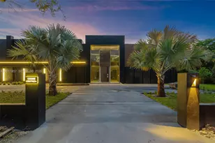 13500 SW 69th Ave, Pinecrest, FL 33156 - Photo 3