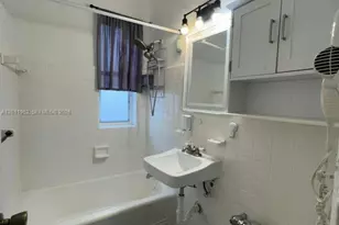 3700 Collins Ave, Miami Beach, FL 33140 - Photo 9
