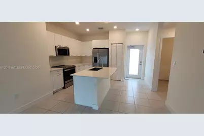 8001 NW 41st St #F-405, Doral, FL 33166 - Photo 1