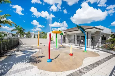 8001 NW 41st St #F-405, Doral, FL 33166 - Photo 21