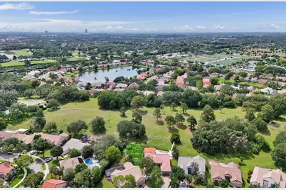 3222 Beechberry Cir, Davie, FL 33328 - Photo 81