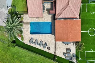 3222 Beechberry Cir, Davie, FL 33328 - Photo 5