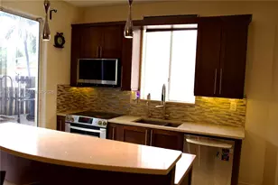 5570 NW 113th Ct, Doral, FL 33178 - Photo 5
